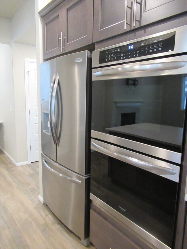 Foto del edificio - Light and bright 4 bedroom, 2.5 bath home in Covington's Maple Hills community