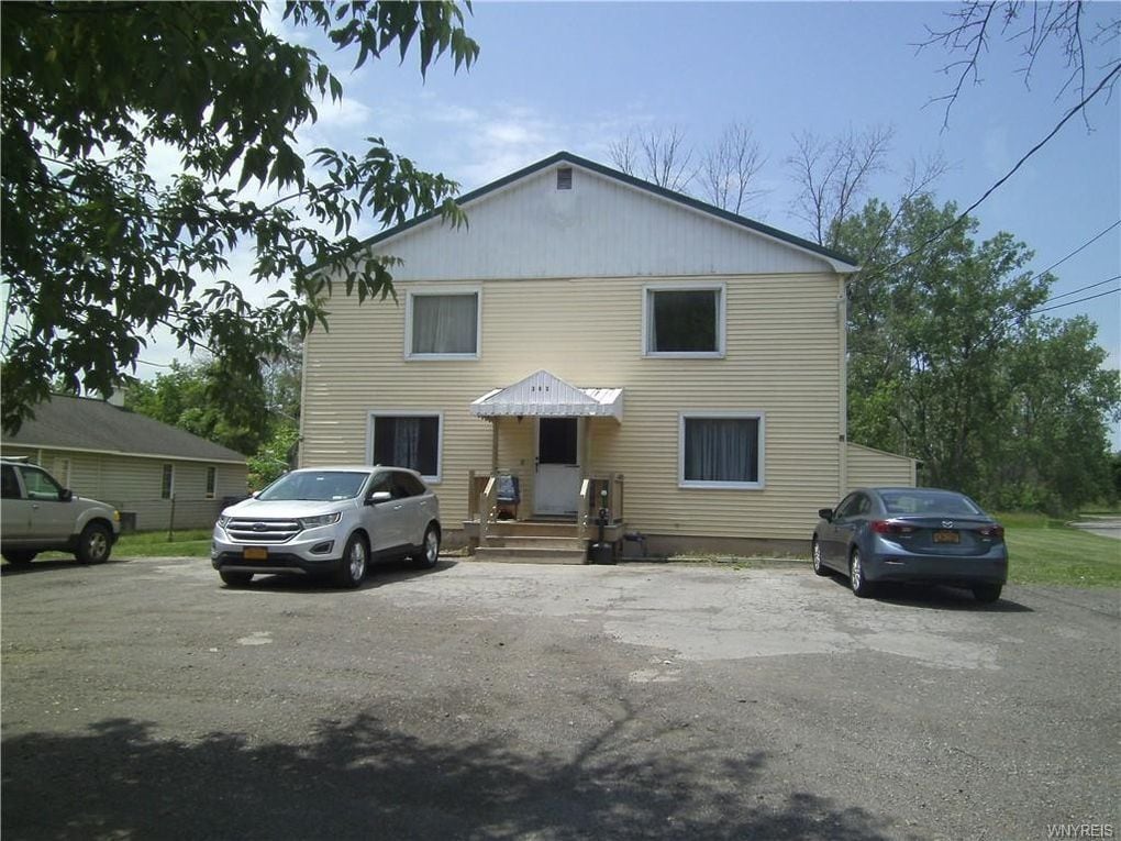 363 Davison Rd Unit 3, Lockport, NY 14094 Apartments in Lockport, NY