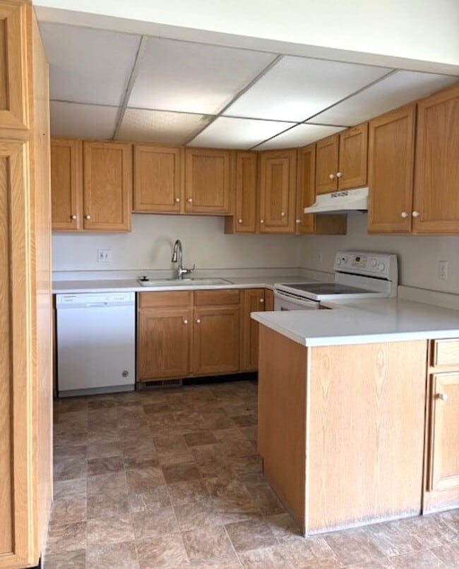 Foto del edificio - 3 Bedroom / 2 Bath Home in Bountiful!