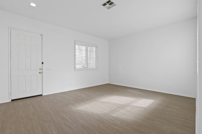 Building Photo - Available now 5/3 Rancho Cucamonga estate ...