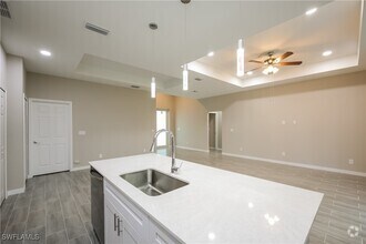 Building Photo - 3204 66th St W
