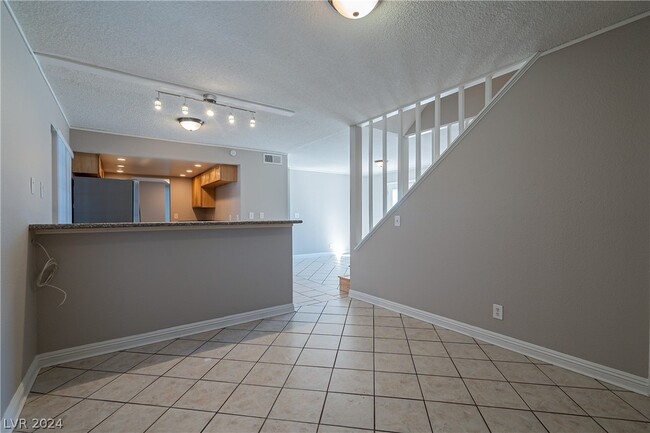 Building Photo - 408 Cactus Bloom Ln