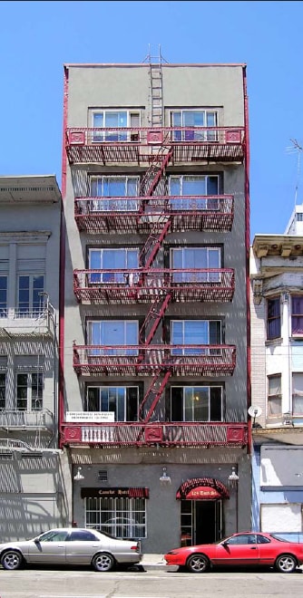Building Photo - The Camelot