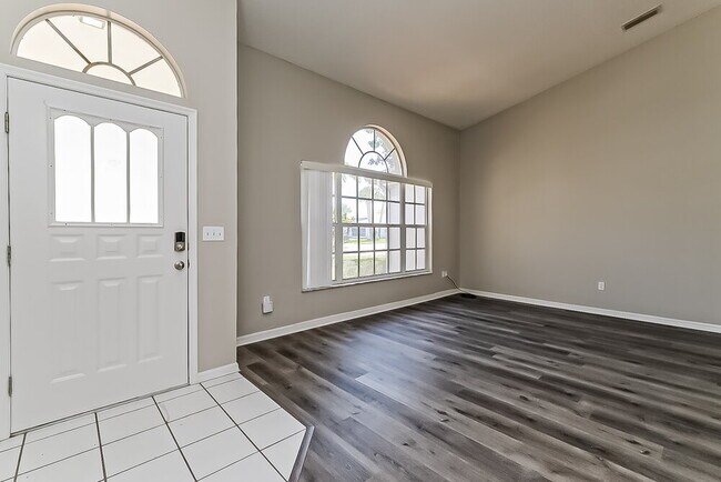 Building Photo - 5009 Panther Dr