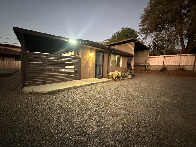 Building Photo - 2315 Tavern Rd