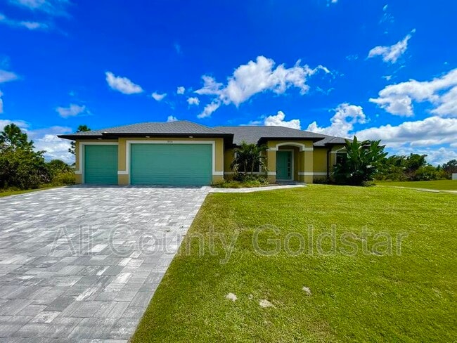 Foto del edificio - 8374 Agate St