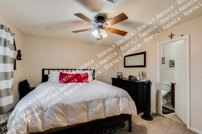Building Photo - Coming Soon! 4/2 bath Home in Tempe