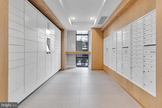 Foto del edificio - 37 L St SE
