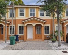 Building Photo - 10824 SW 240 Ln
