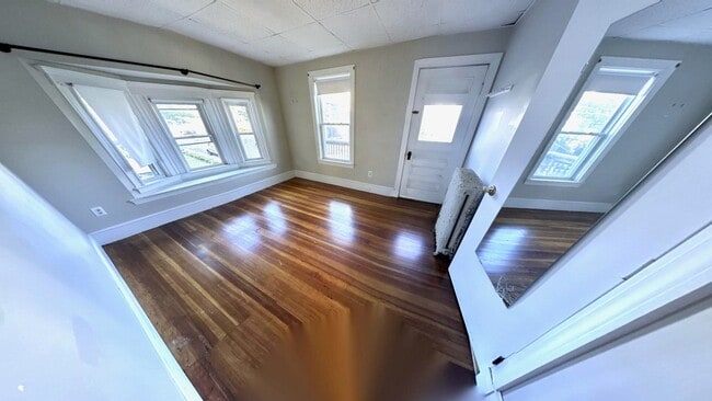 Photo - 14 Dow St Apartment