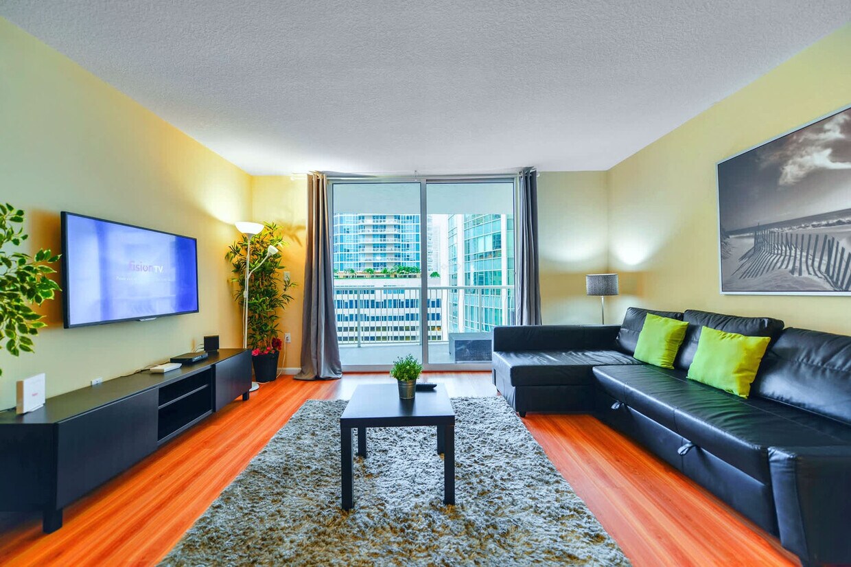 Foto principal - 1200 Brickell Bay Dr