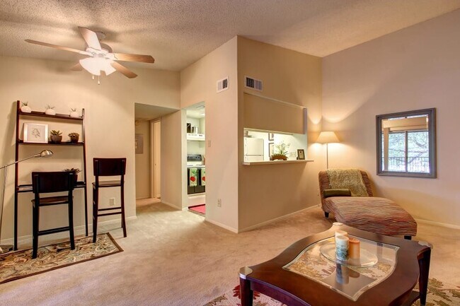 Foto del edificio - 3600 Greystone Dr