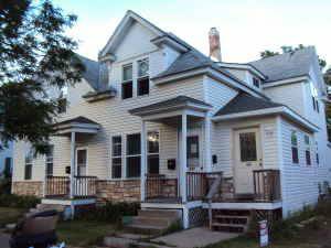 Building Photo - 815 5th Ave S