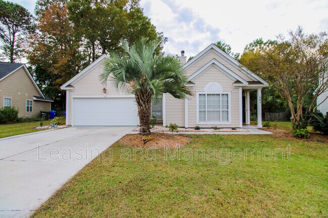 Building Photo - 541 Antebellum Ln
