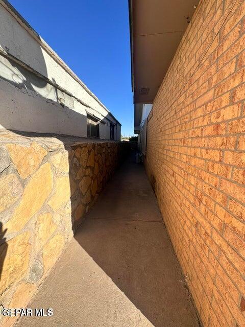 Foto del edificio - 386 McCune Rd