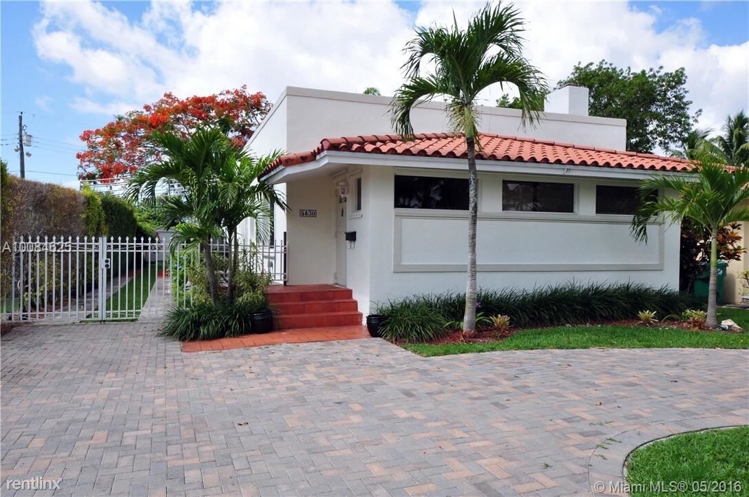 Building Photo - 3 br, 2 bath House - 5830 SW 42nd Ter