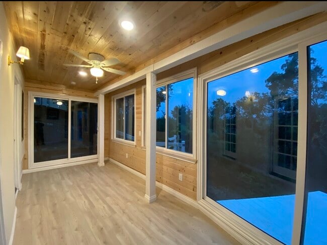 A huge private breathtaking view sunroom, - 2660 Broken Feather Ln