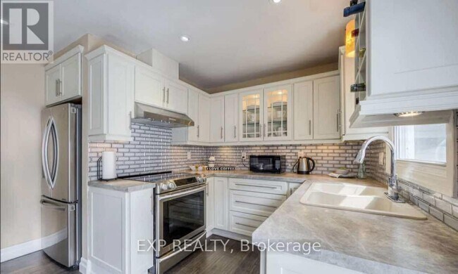 Building Photo - 72 Glovers Rd