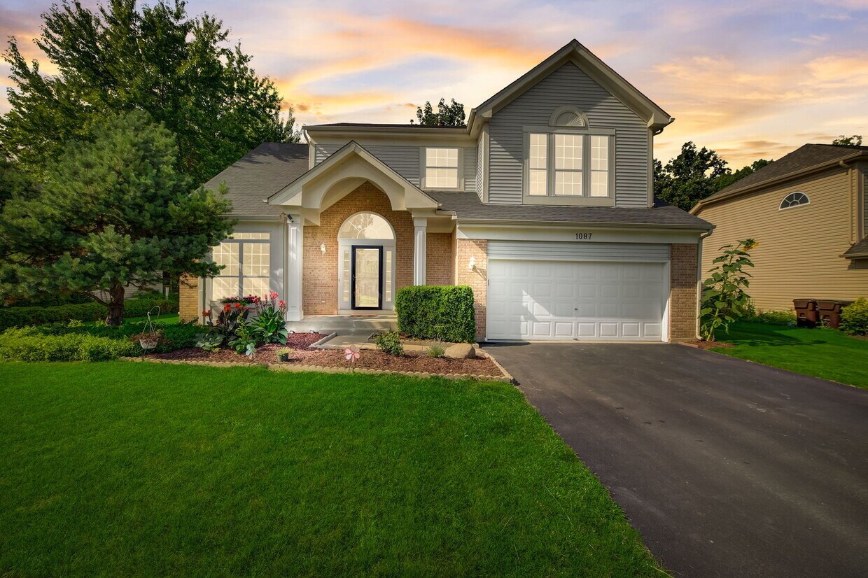 Primary Photo - 1087 Camellia Pl