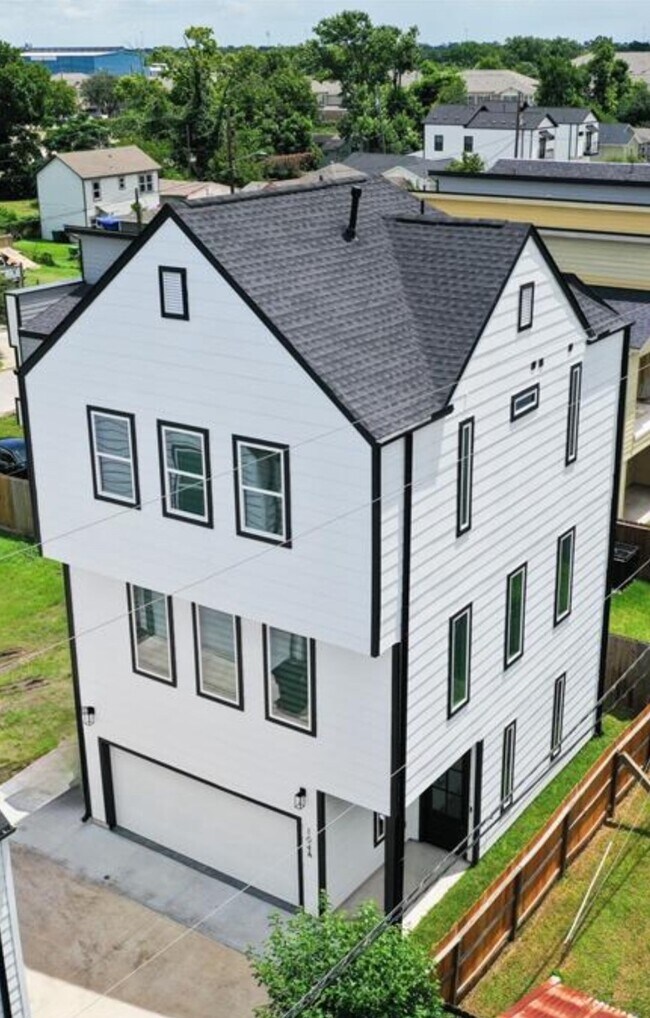 Foto del edificio - 104 E 44th St