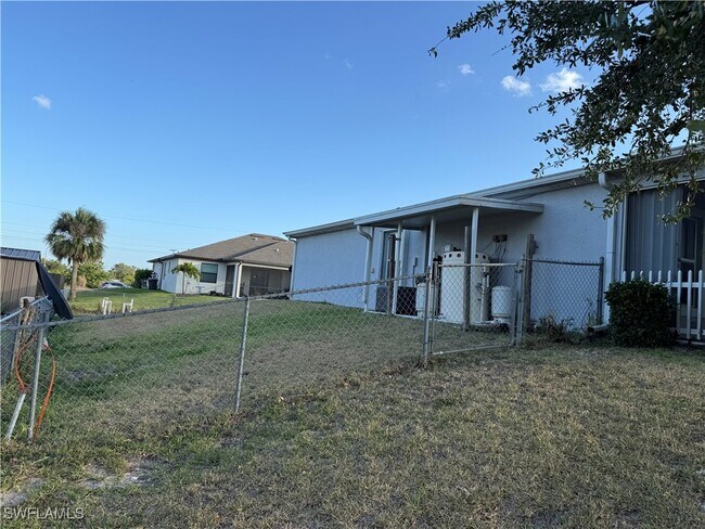 Building Photo - 746 Alabama Rd S