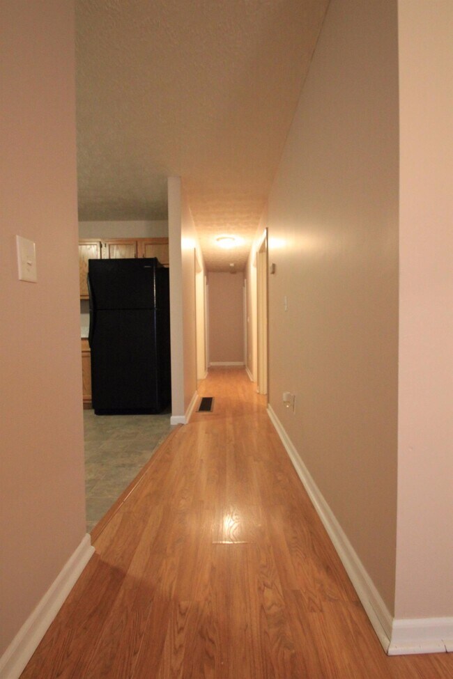 Building Photo - 838 Cobbler Ln