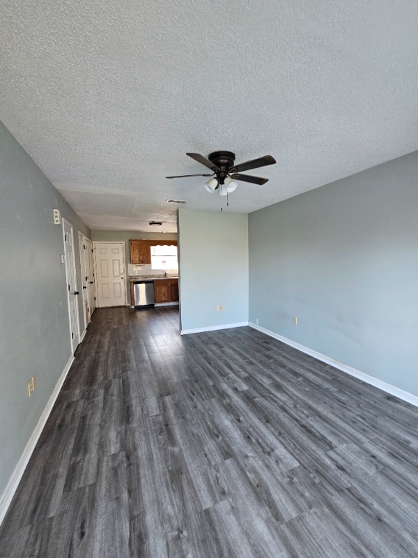 Foto del edificio - 1 Lilac St