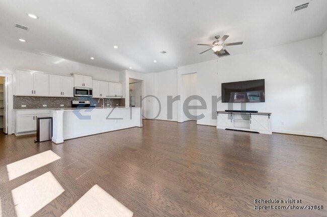 Building Photo - 1620 Gladewater Way