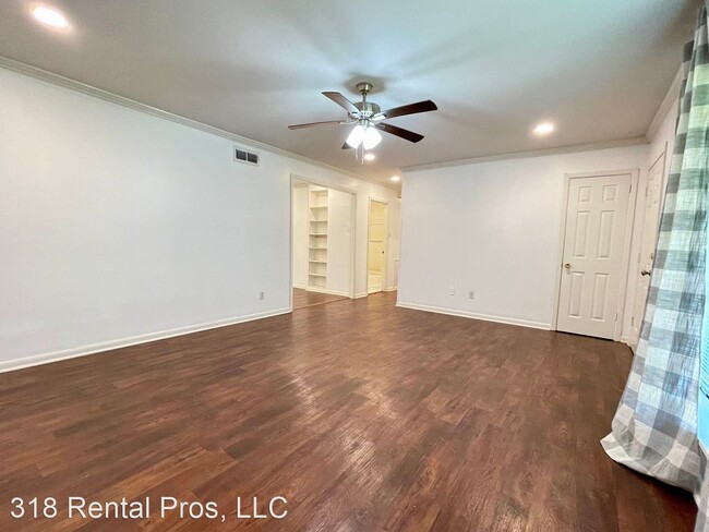 Building Photo - 3 br, 2 bath House - 1500 Mimosa