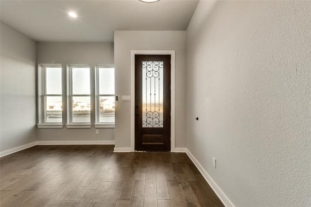 Building Photo - 5947 Rivendell Dr