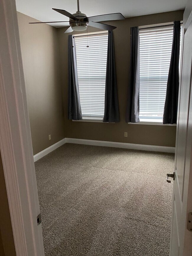 Foto del edificio - 24 S. 9th St.