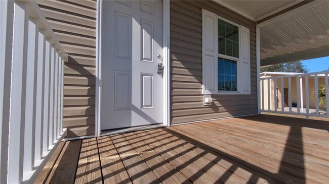 Foto del edificio - 9722 Scepter Ave