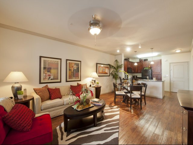 Foto del edificio - 9759 Pine Lake Dr