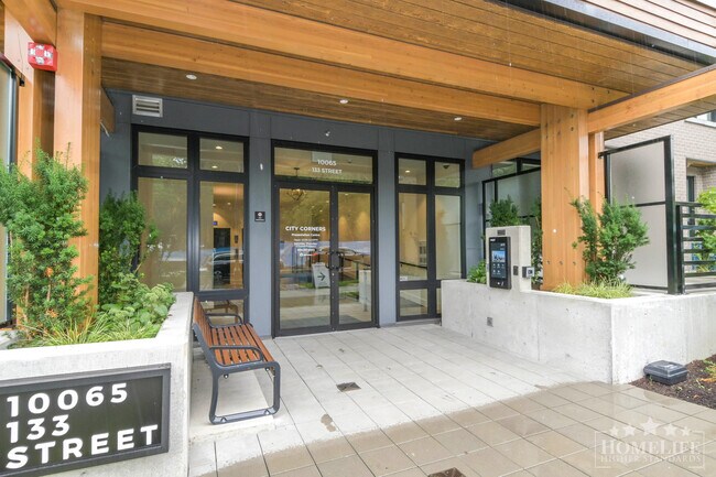 Photo du bâtiment - Brand New Top Floor 1 Bedroom Condo for Rent at City Corners in Surrey