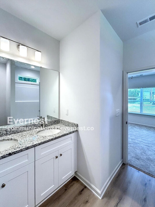 Foto del edificio - 1023 N Ransom St