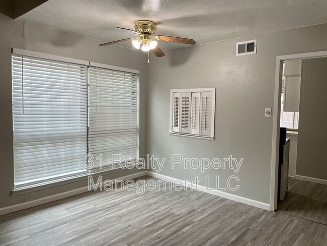 Foto del edificio - 13722 Flagstone Ln