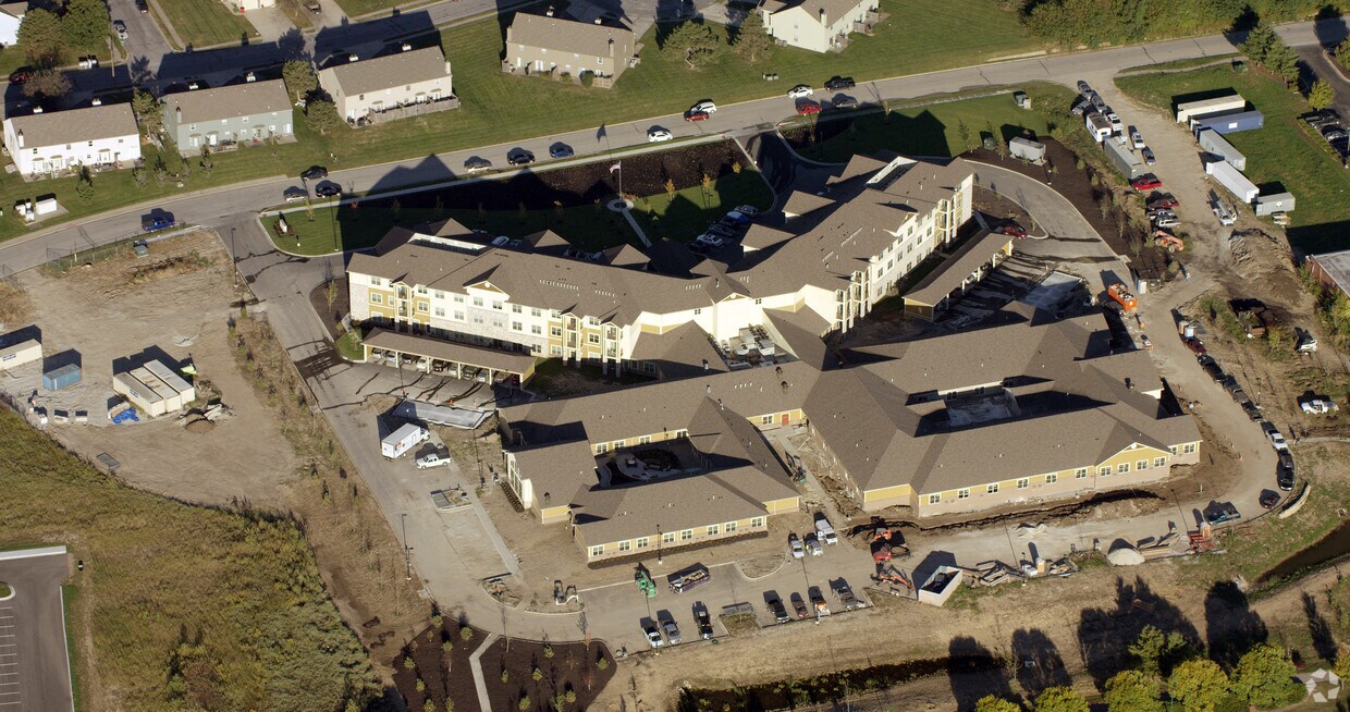 Aéreo - The Parkway Senior Living