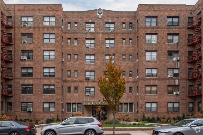 Foto del edificio - 6433 99th St