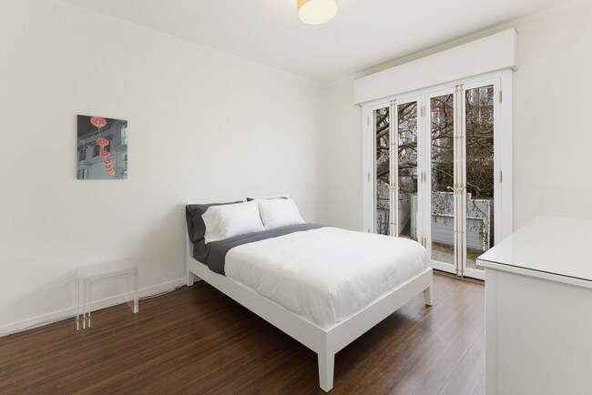 Foto del edificio - 360 Lombard St