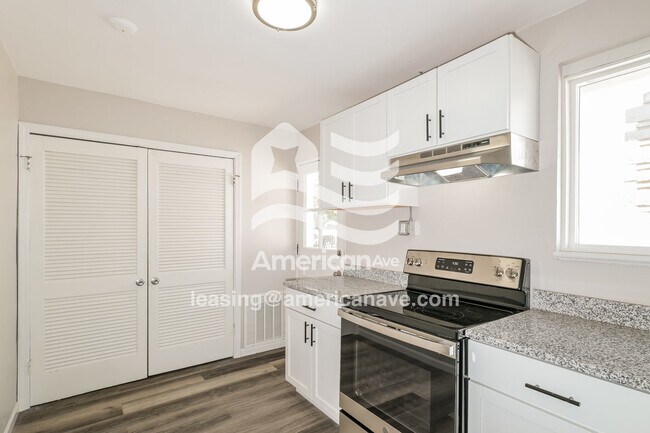 Foto del edificio - 4424 S 39th St