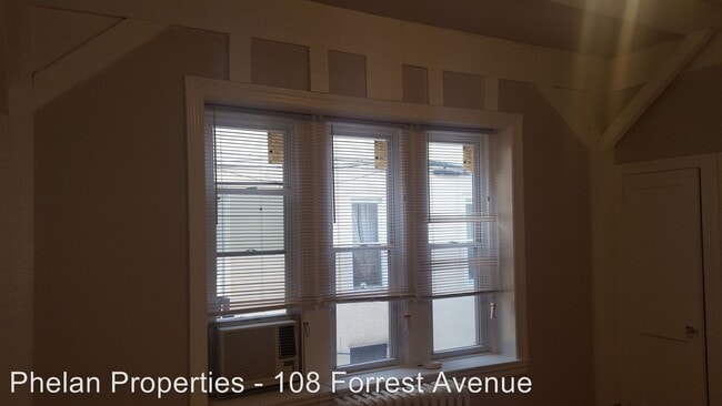Building Photo - 108 Forrest Ave