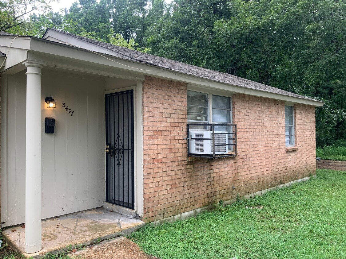 3491 Guernsey Ave Unit Duplex, Memphis, TN 38122 Condo for Rent in