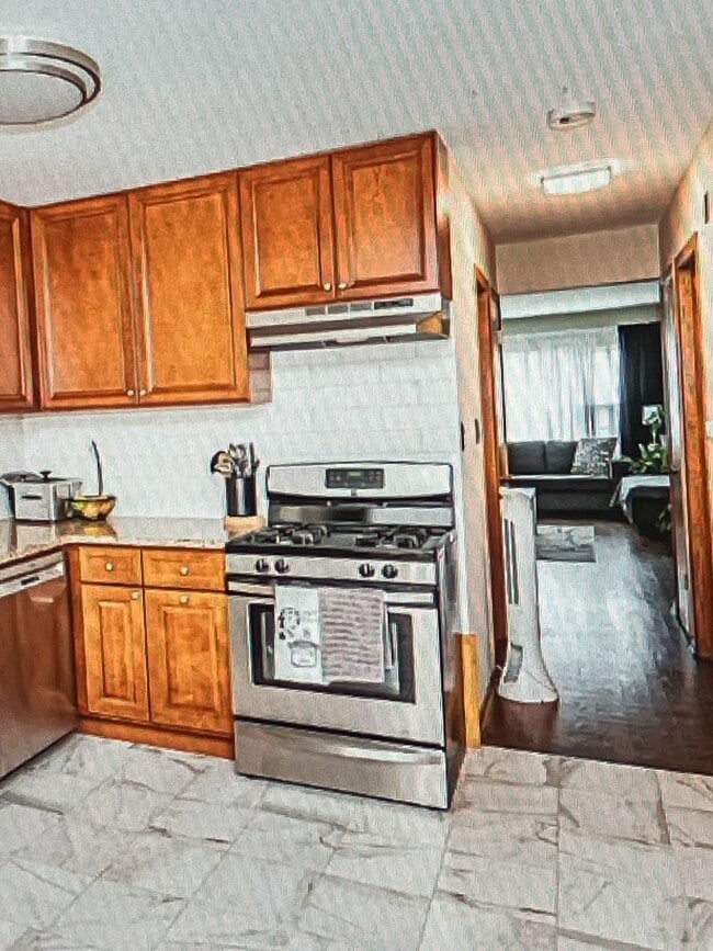 Building Photo - 8252 W 95th St