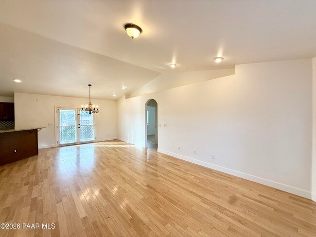 Building Photo - 5260 N Verde Ln