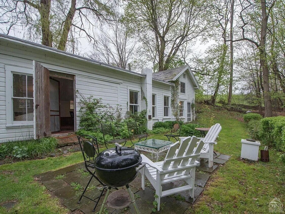 Primary Photo - 158 Greendale Rd