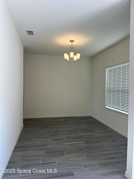 Foto del edificio - 852 Remsen Ave NW