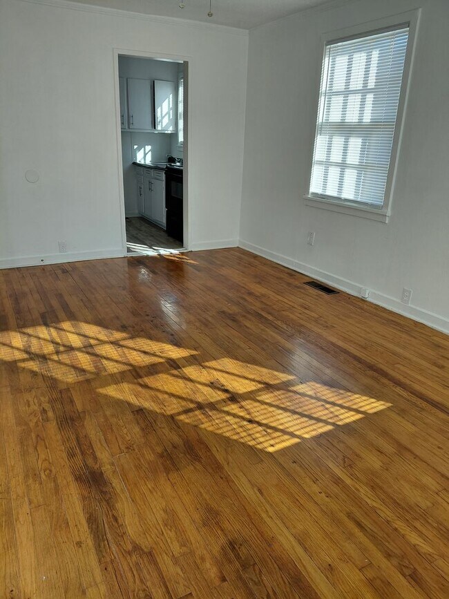 Foto del edificio - 2901 Jefferson St