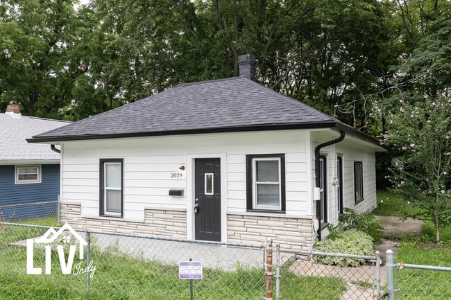 Photo - 2029 E 44th St House