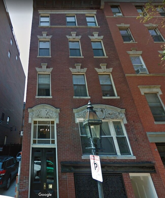 Building Photo - 34 Temple St