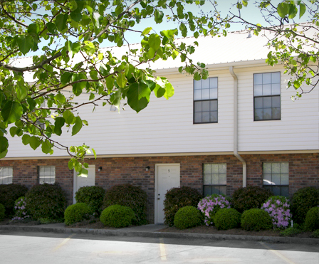 Building Photo - Mark II Apartments